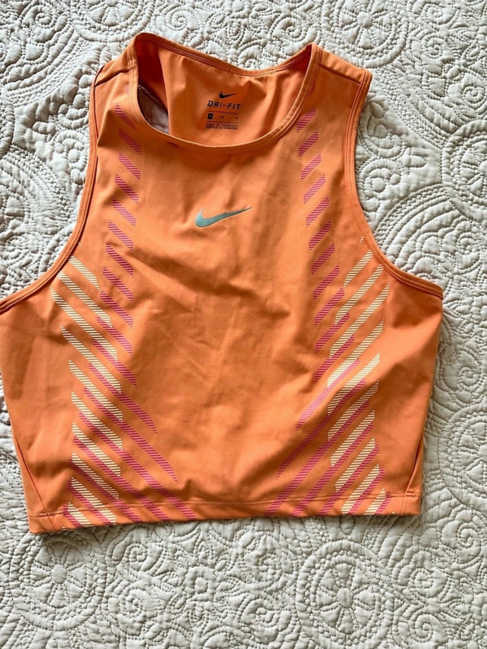 Nike Dri-FIT Geometric Athletic Tank in Orange & Pink Size Medium